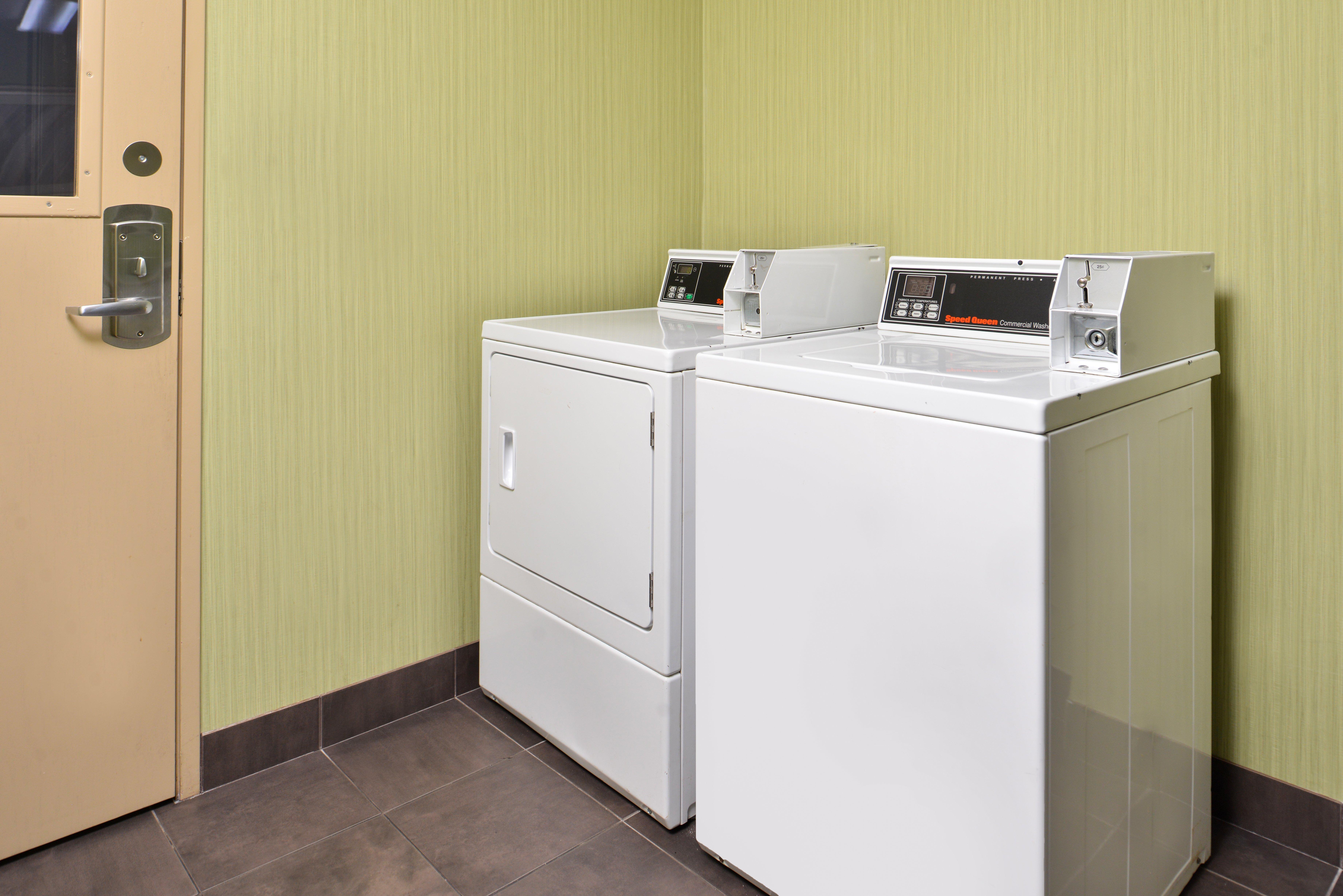 Holiday Inn Express Montgomery East I-85 By Ihg Екстериор снимка