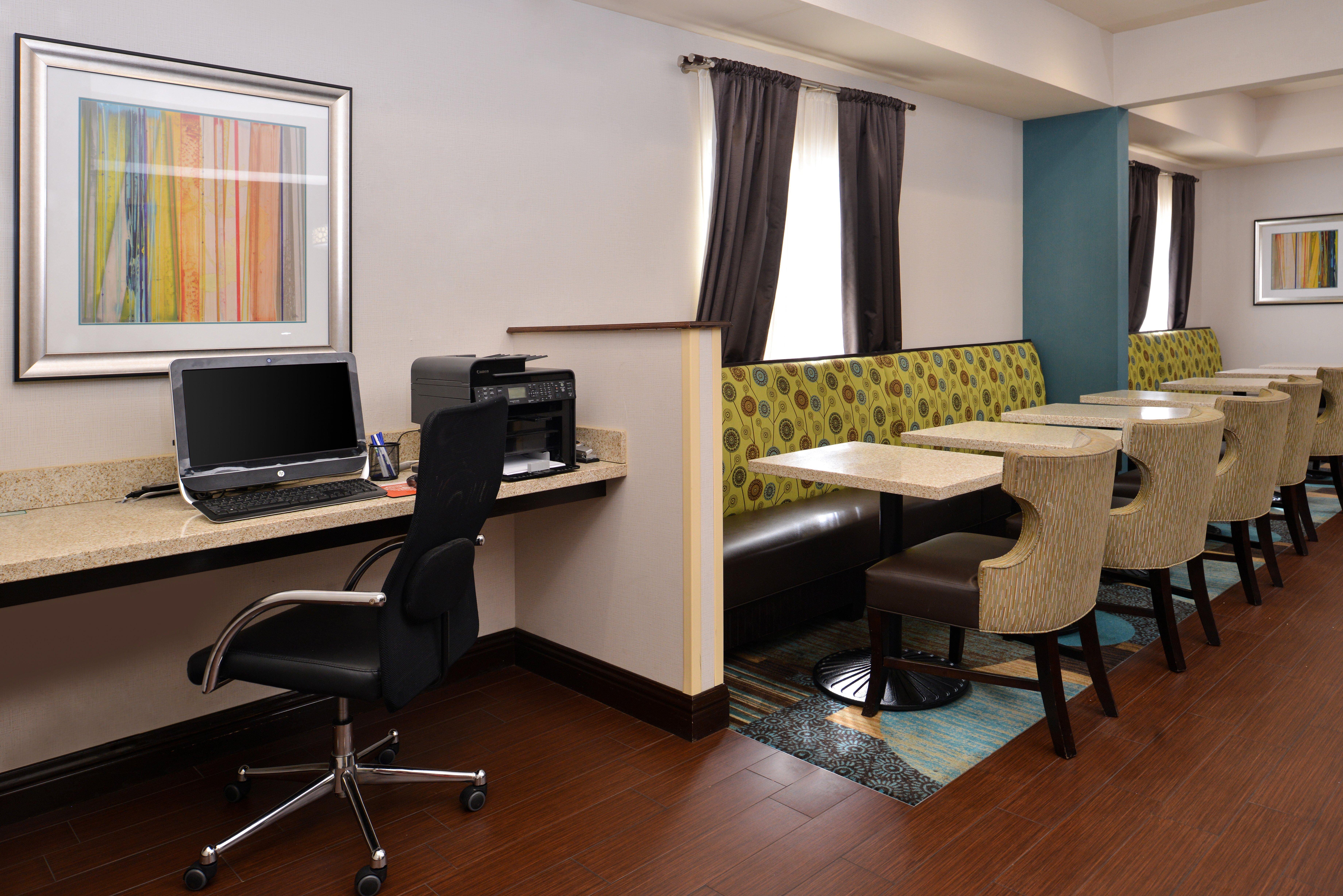 Holiday Inn Express Montgomery East I-85 By Ihg Екстериор снимка