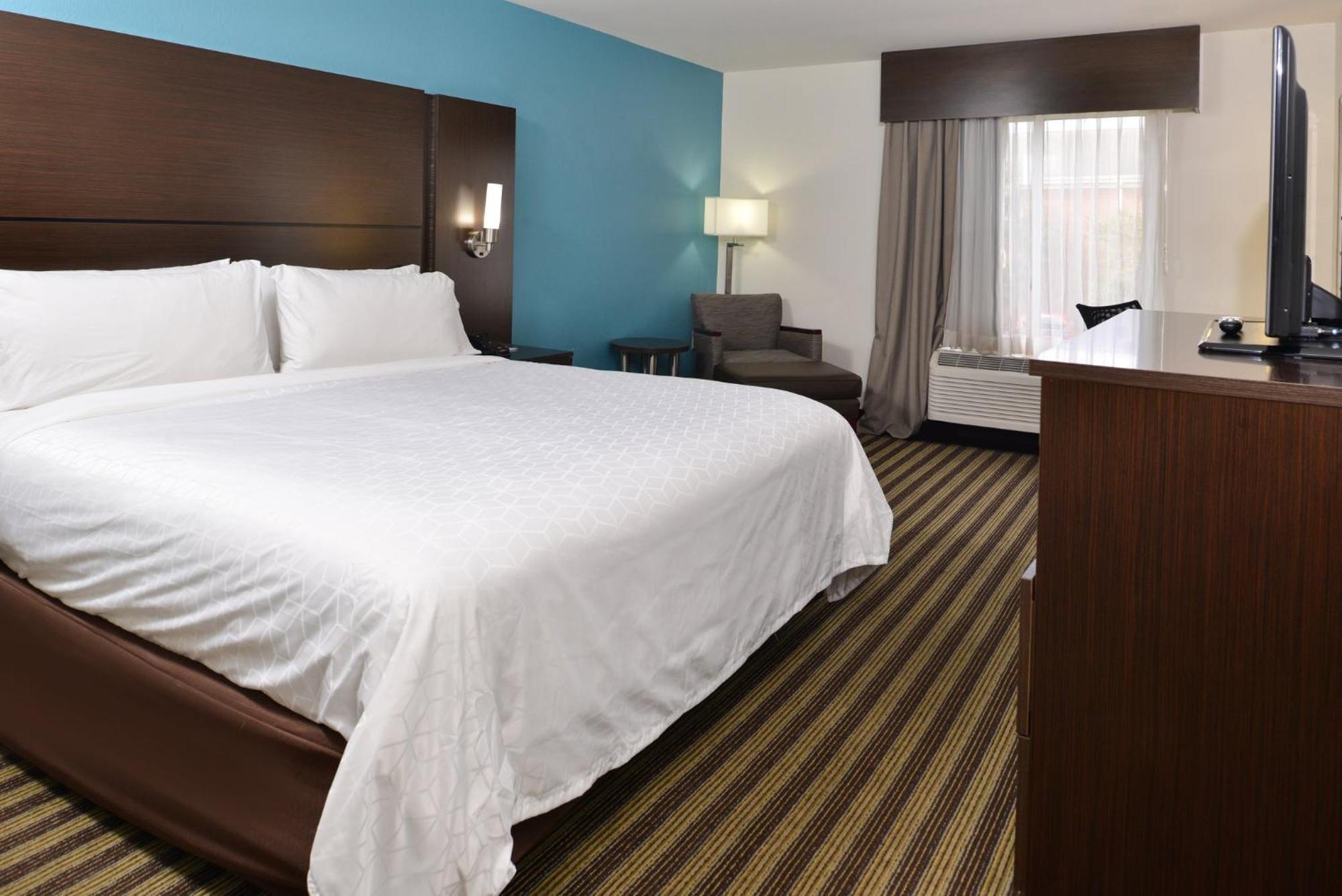 Holiday Inn Express Montgomery East I-85 By Ihg Екстериор снимка